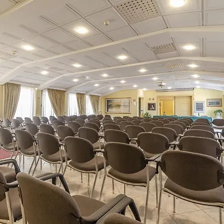 Vittorio Emanuele 3* Σάσαρι