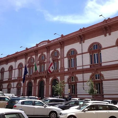 Vittorio Emanuele 3* Σάσαρι