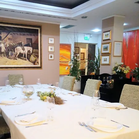 Vittorio Emanuele 3*