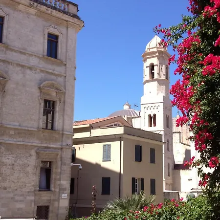 Vittorio Emanuele 3* ساساري