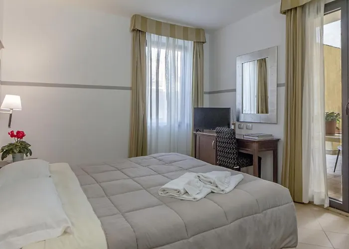 Vittorio Emanuele 3* Sassari